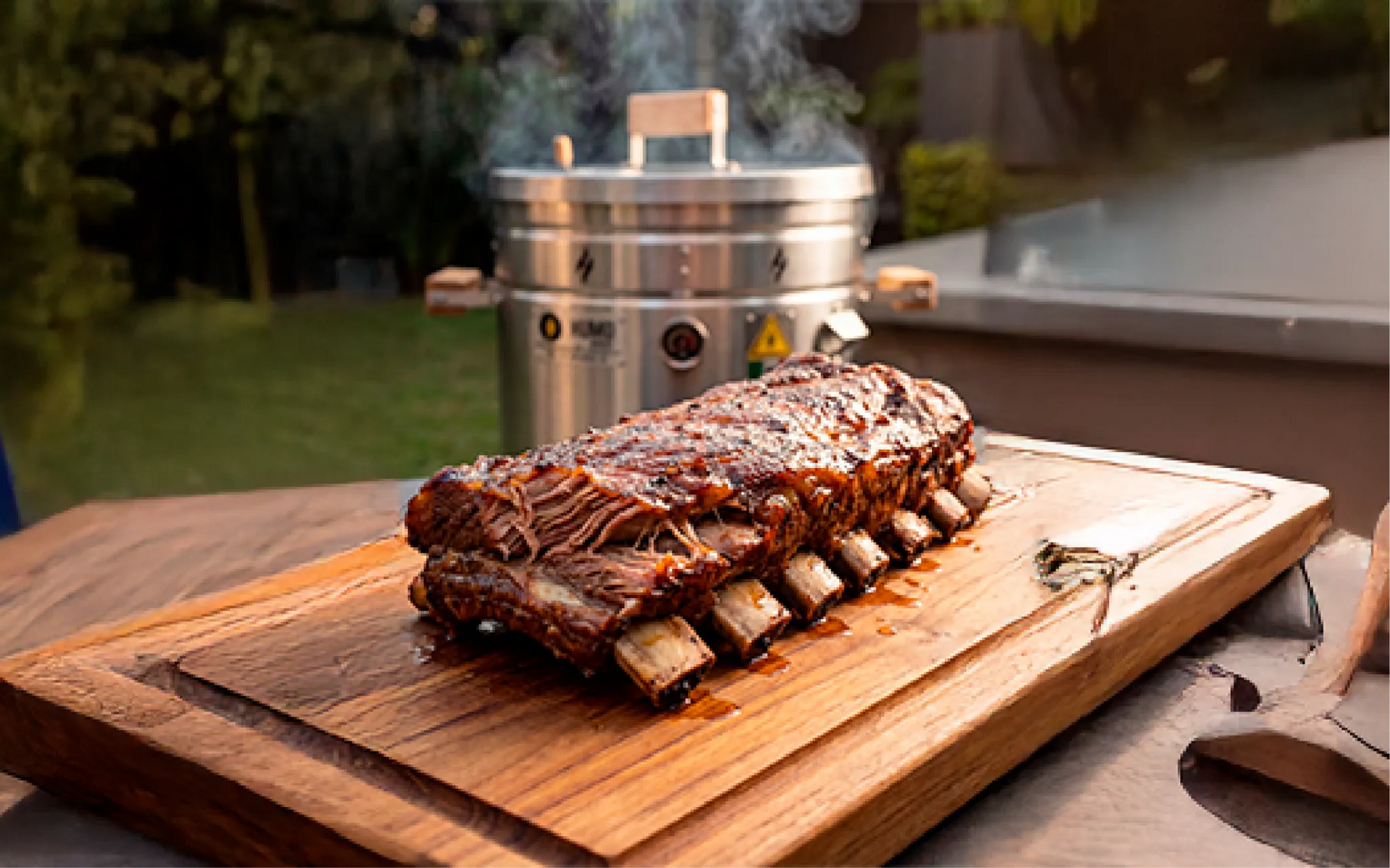 Costilla Cargada: Tan suave que el hueso sale solo.