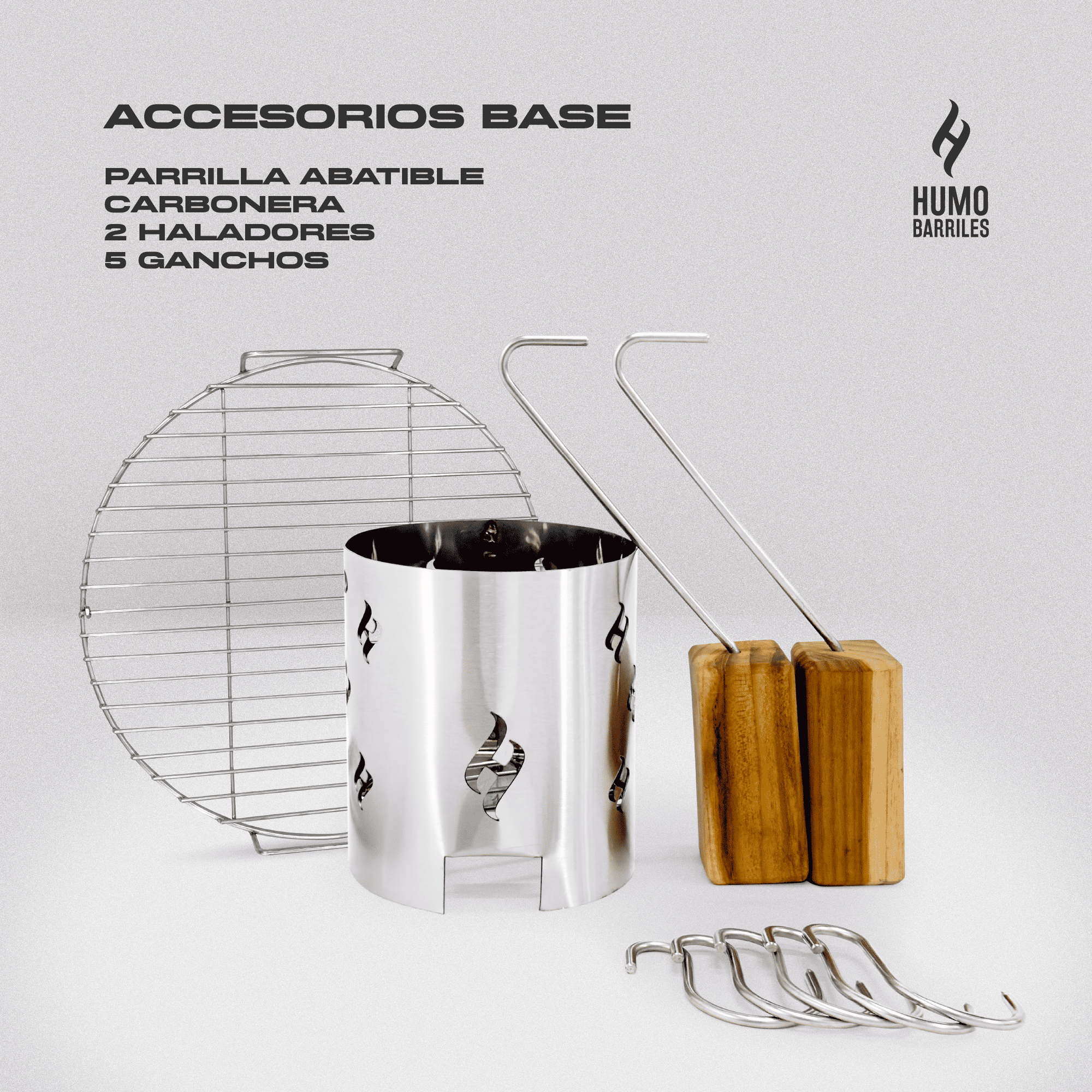 ACCESORIOS BASE
Carbonera
2 Haladores 
Parrilla abatible
5 ganchos